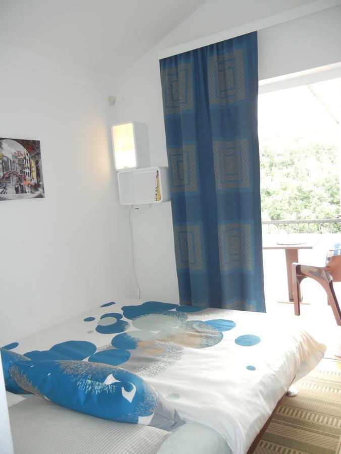 Villa Laurea Laurana Esterno foto