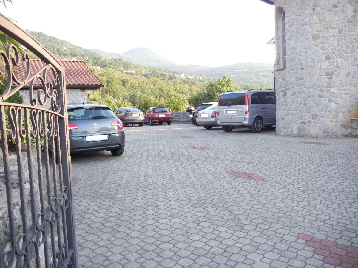 Villa Laurea Laurana Esterno foto
